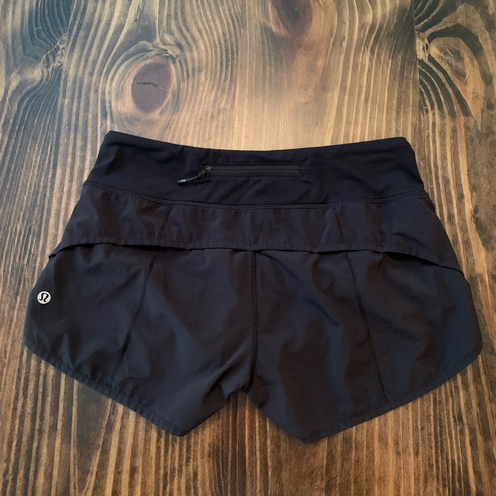 Lululemon Speed Up Shorts 2.5” Size 4 Black